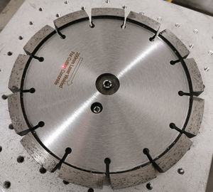 200mm Laser Diamond Tuck Point Blade để cắt bê tông với độ dày 15mm